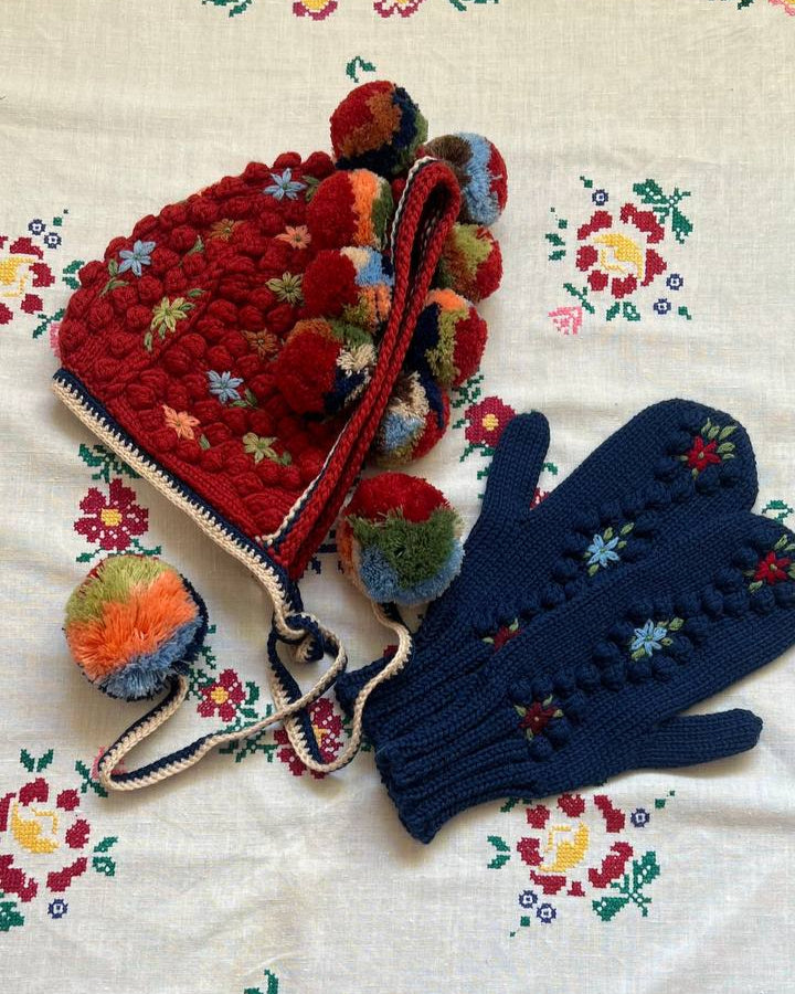 Deep Blue Ethnic Mittens