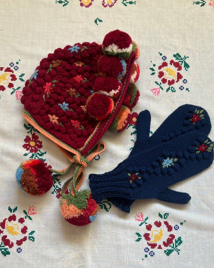Deep Blue Ethnic Mittens