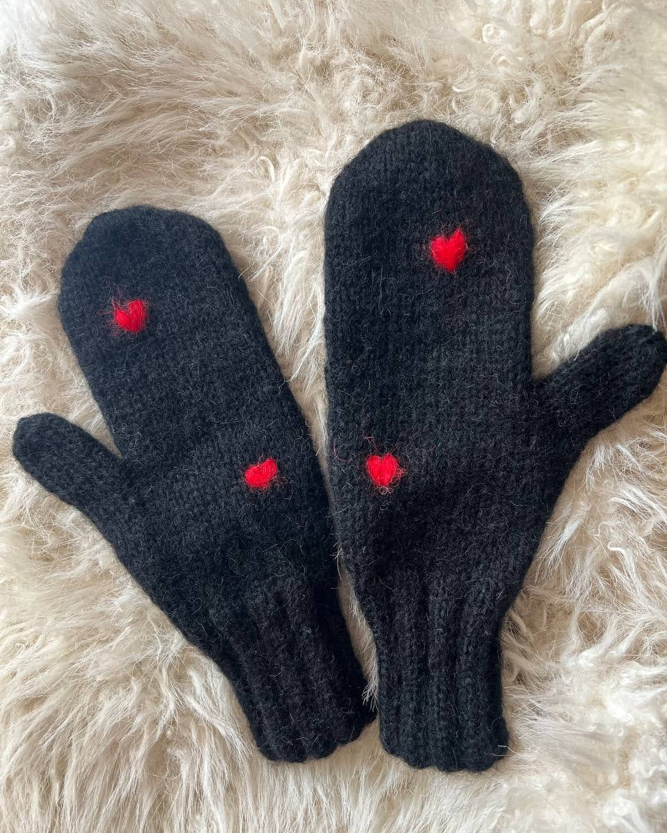 Black Wool Mittens With Hearts