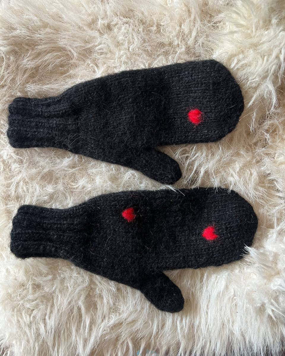 Black Wool Mittens With Hearts