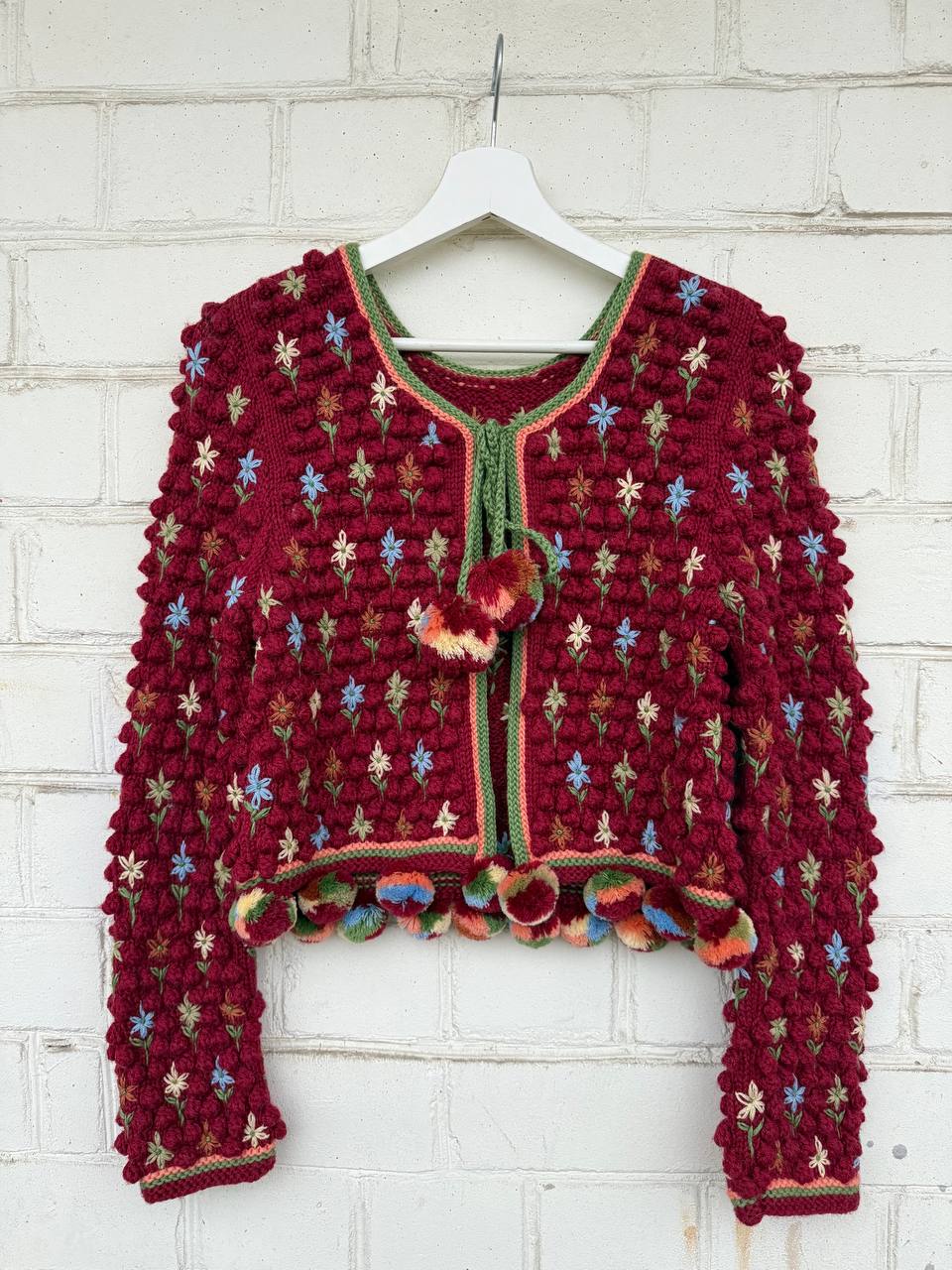 Червоний Етнічний Жакет з Вишивкою та Помпонами