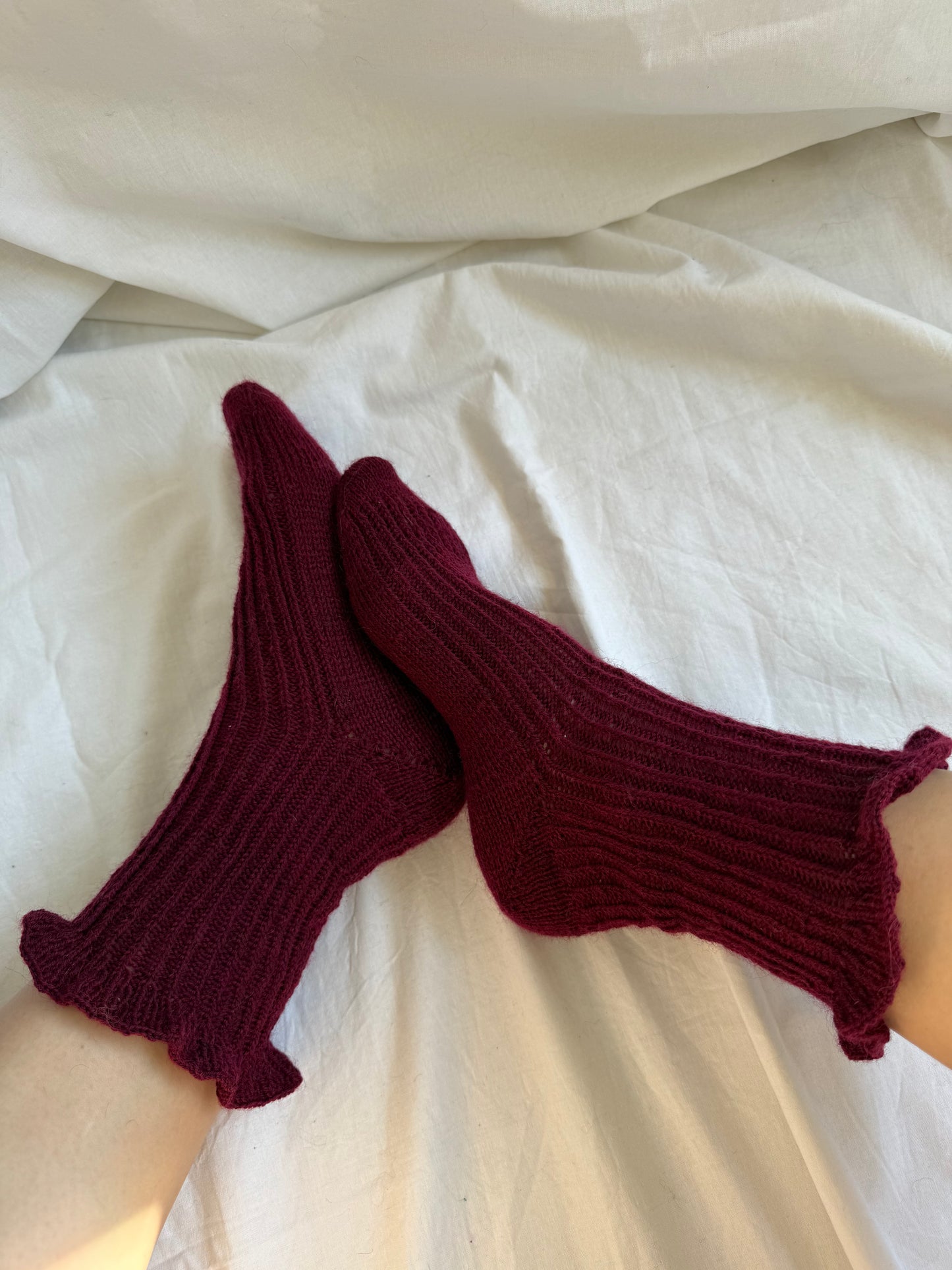 Wine Red Wool Socks with Ruffle